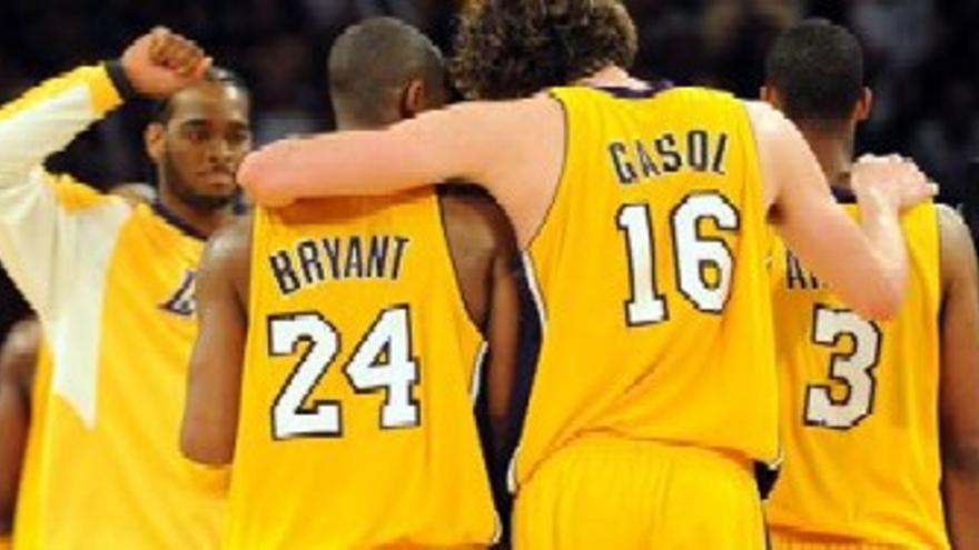 Los Lakers se asoman a la Final de la NBA