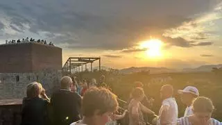 Girona veu apagar-se el Sol: els núvols fan la guitza en el moment clau
