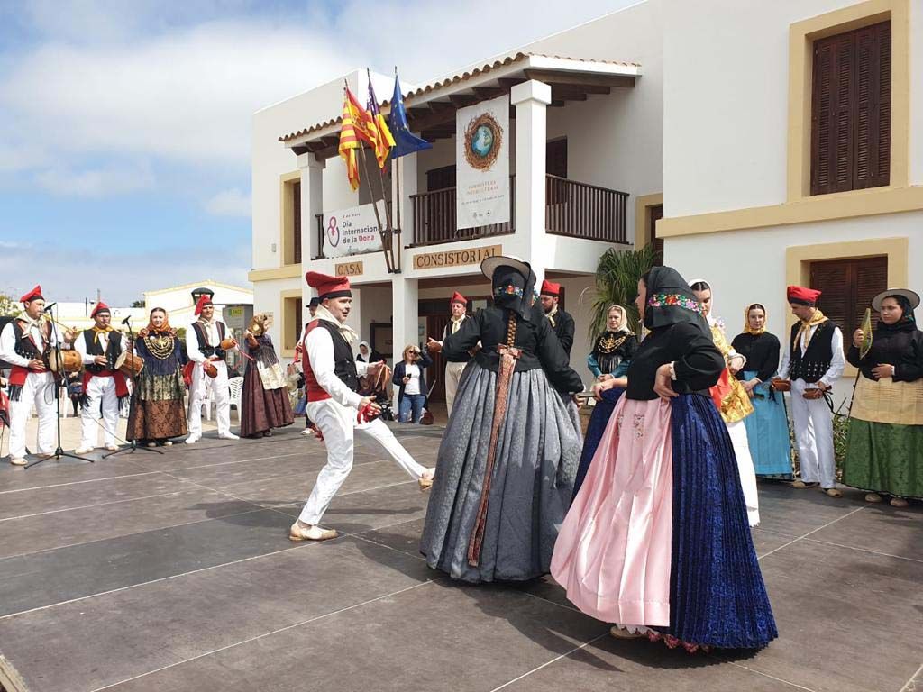 Galería de imágenes de II| Festival Folklòric Illa de Formentera