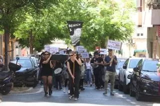 Protesta vecinos barrio Carolinas
