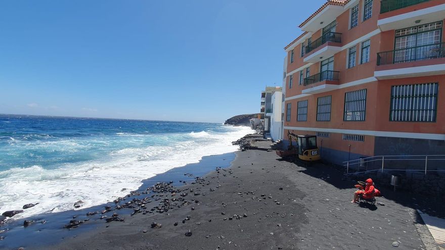 Costas saca a concurso el derribo del ‘parking’ y el dique de la calle La Arena, en Candelaria