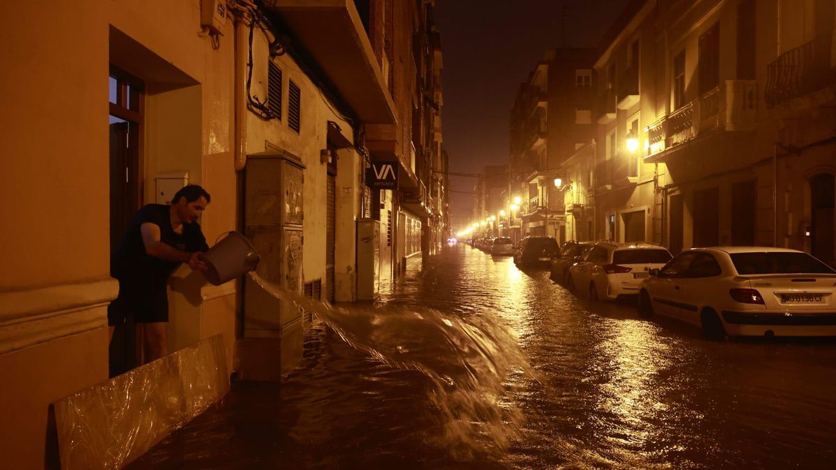 Las casas del Marítimo, inundadas por unas lluvias de récord