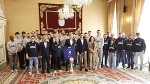 La recepción de la Xunta a la plantilla del Monbus Obradoiro.