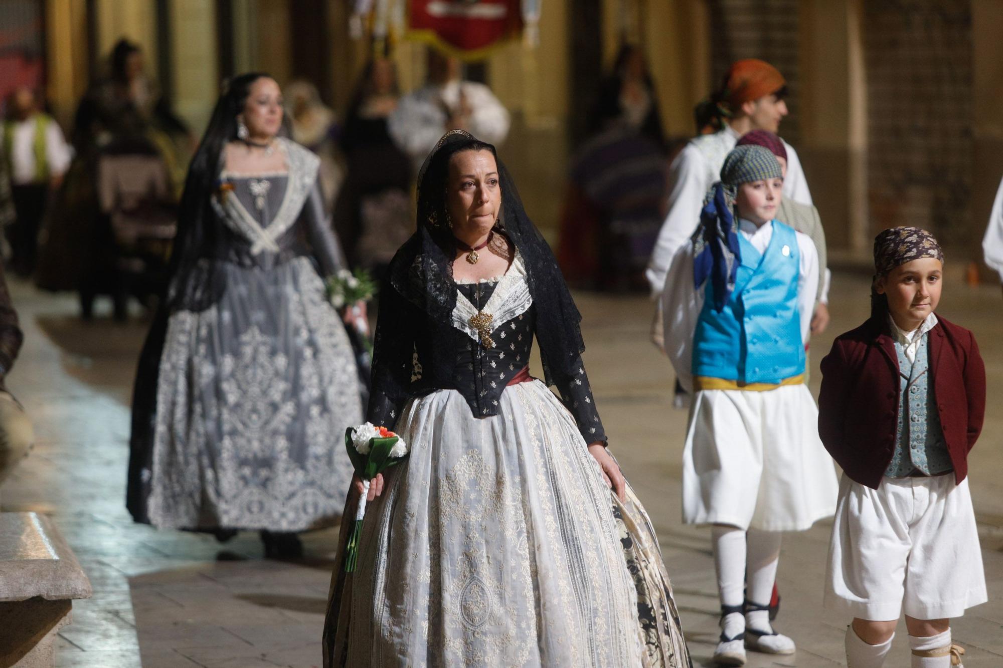 Búscate en el segundo día de la Ofrenda en la calle San Vicente entre las 23 y las 00 horas