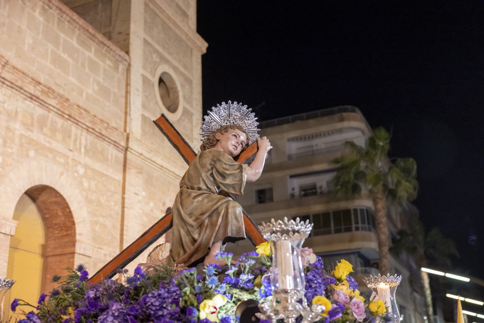 Encuentro de la Vía Dolorosa en Torrevieja del Miércoles Santo con la presencia del obispo José Ignacio Munilla