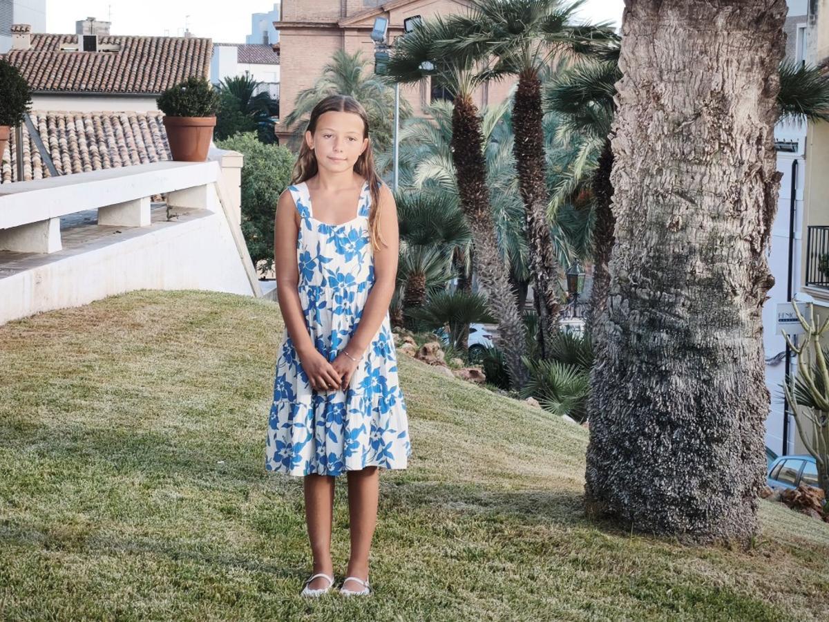 Las nuevas cortes de Benicàssim posan por primera vez con sus 24 representantes Las nuevas cortes de Benicàssim posan por primera vez con sus 24 representantes