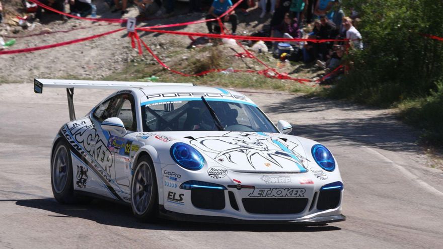 Humberto Janssens ha vuelto al campeonato andaluz con su Porsche 991 Cup .