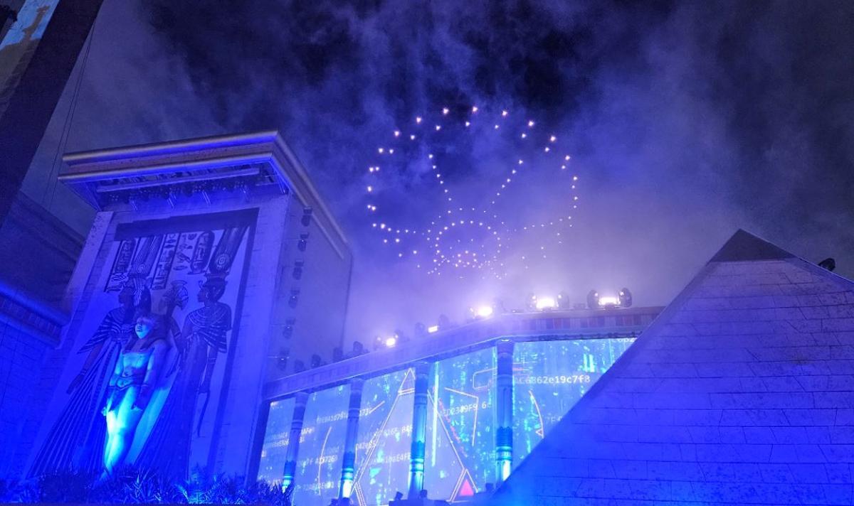 Espectáculo de drones.