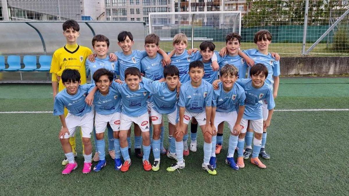 Equipo alevín de la SD Compostela