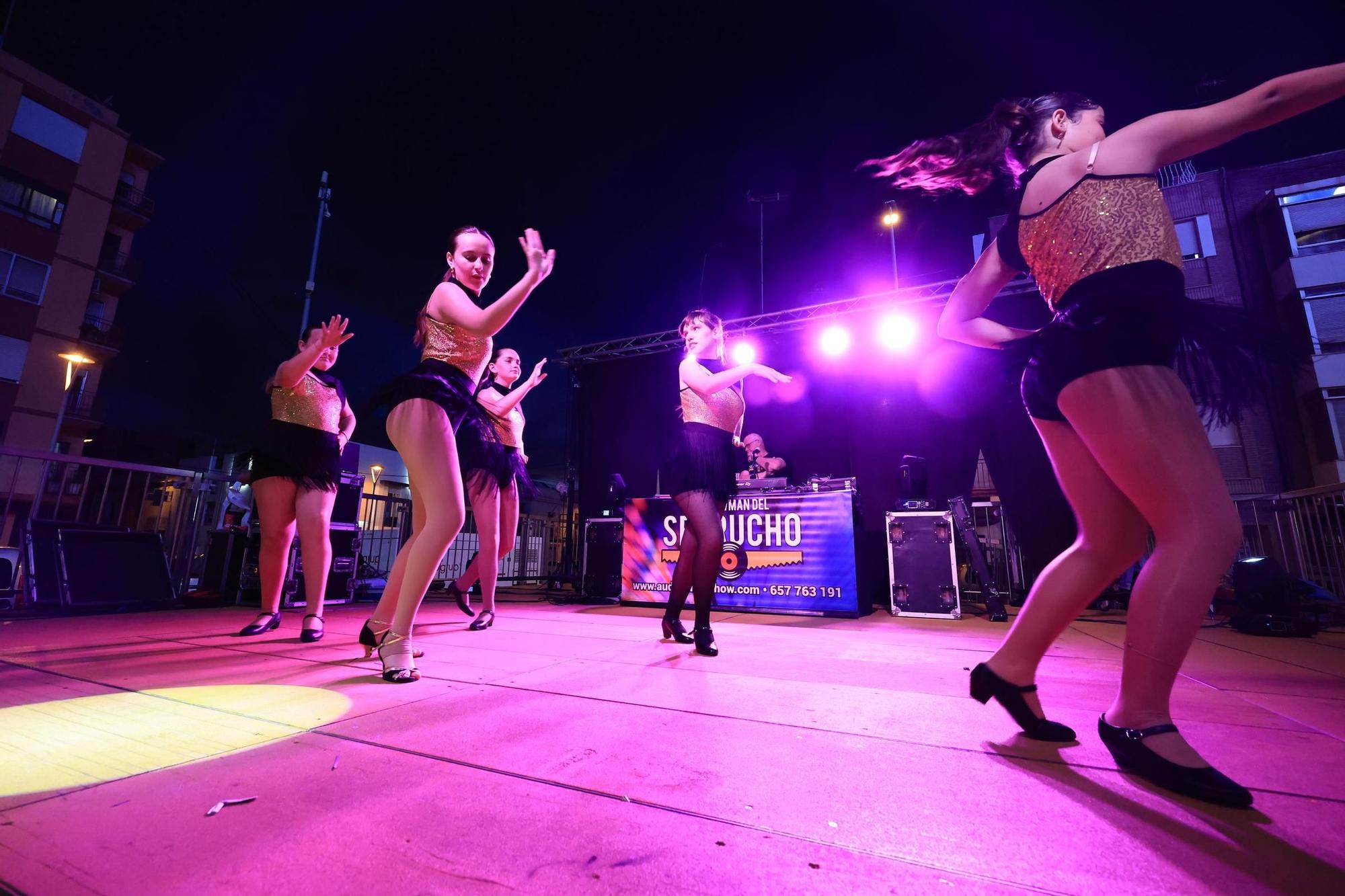 Búscate en la galería de fotos del Macrosopar de Veïns de las fiestas de Vila-real
