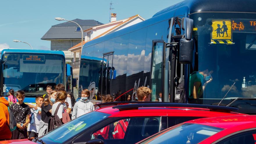 Varela pide una entrevista con el conselleiro por el &quot;caos&quot; del transporte escolar en el Cotarelo