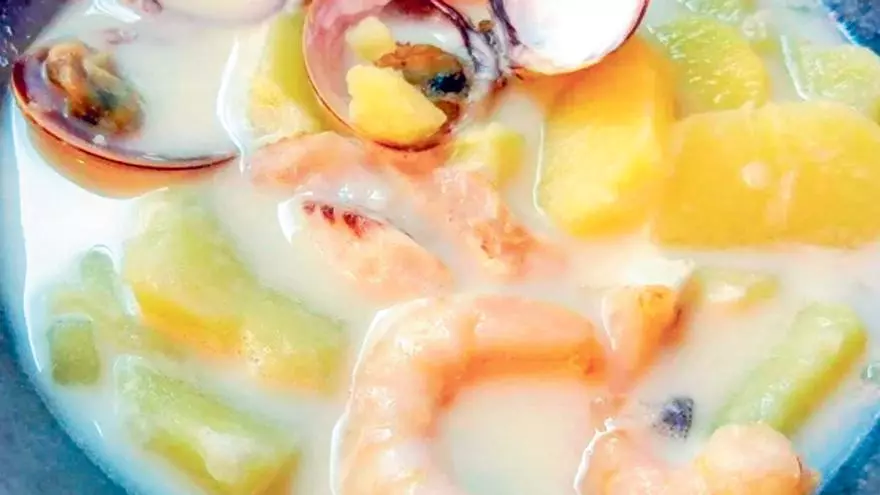 Del plato de la abuela a la alta cocina: el gazpachuelo se reinventa en Málaga