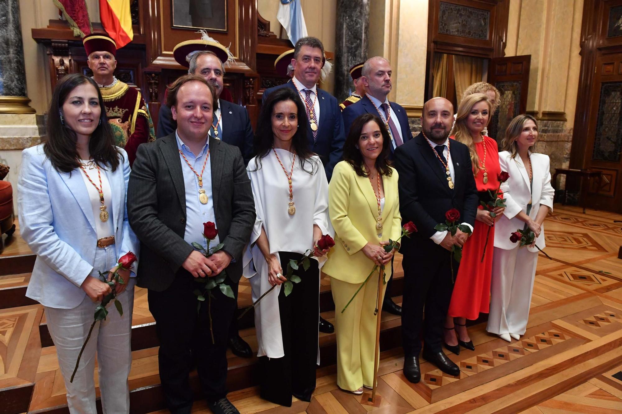 Investidura Inés Rey: La alcaldesa de A Coruña jura su cargo por ...