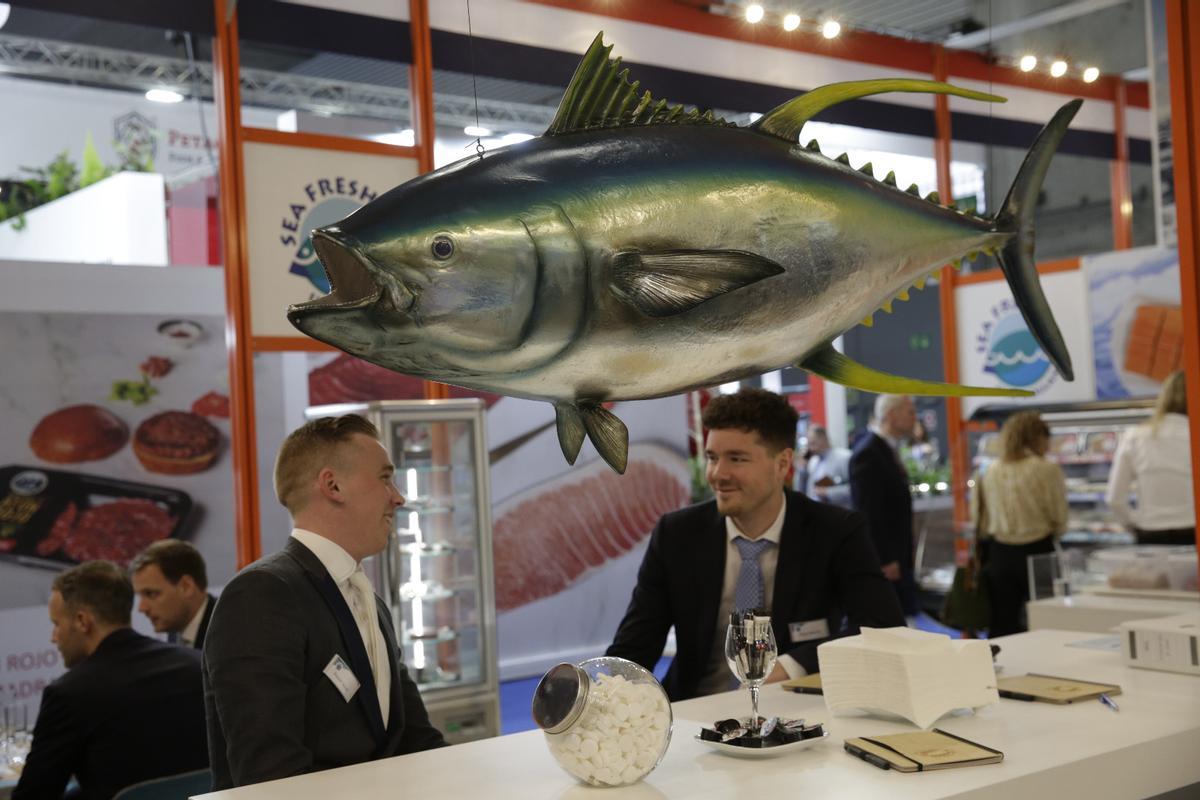 Relaciones en la feria Seafood 2023.