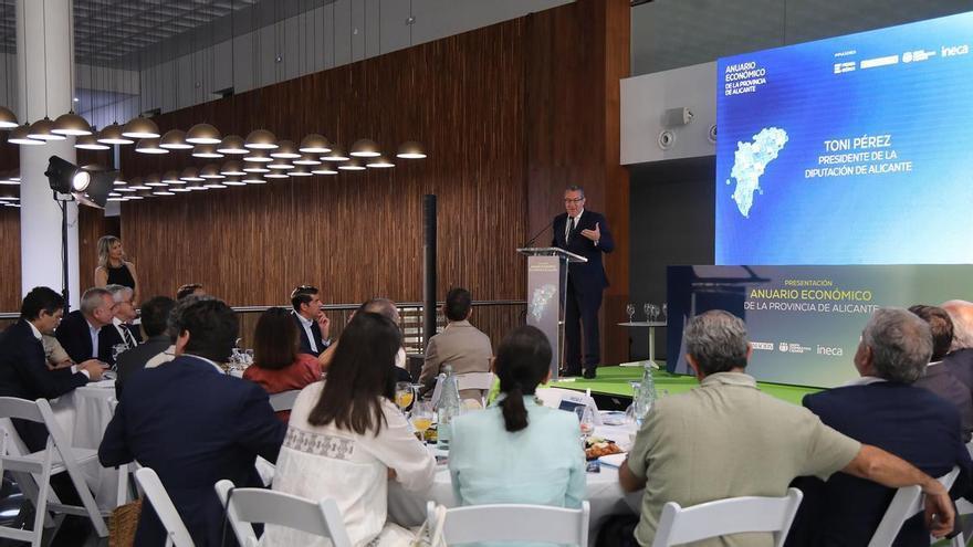 Toni Pérez resalta la transformación de la provincia de Alic