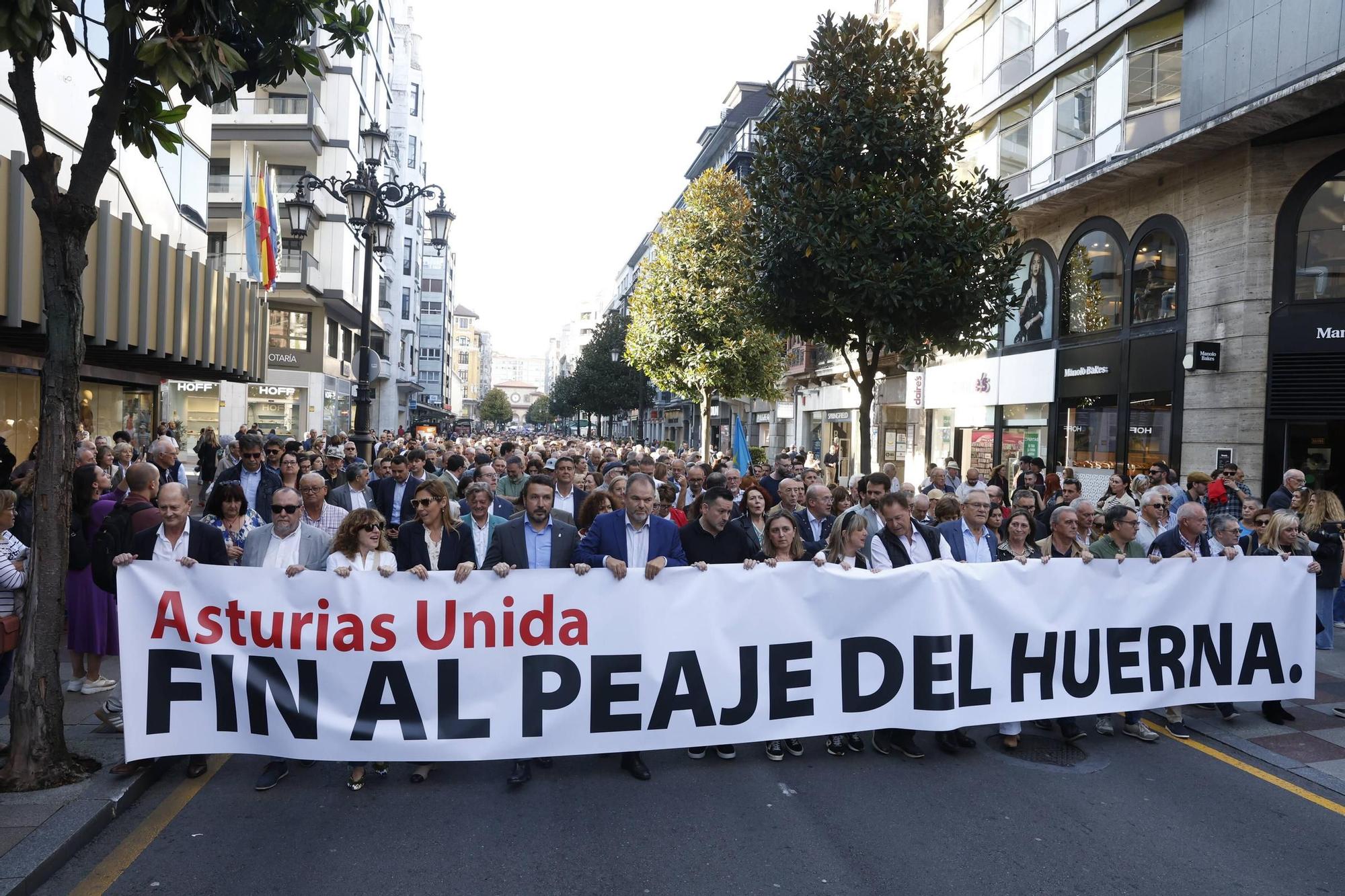 EN IMÁGENES: así fue la gran movilización contra el peaje del Huerna en Asturias