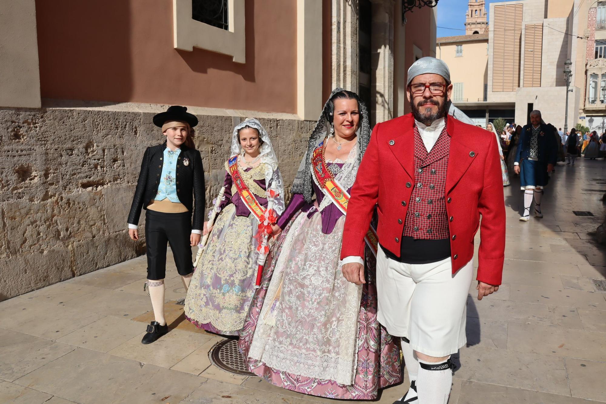 Las comisiones de falla en la Procesión de la Virgen (4/5)