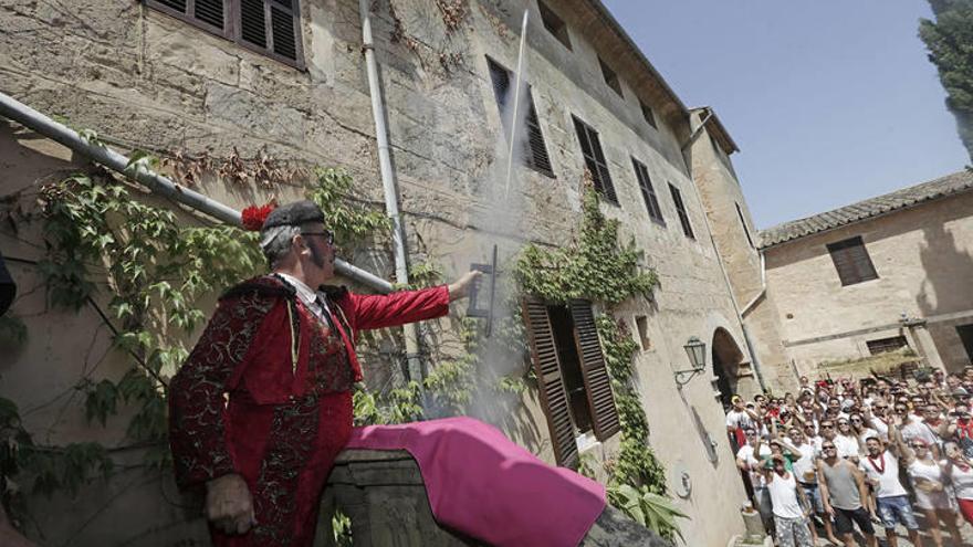 Alkohol und gute Laune sind Hauptbestandteil der San Fermín-Feier.