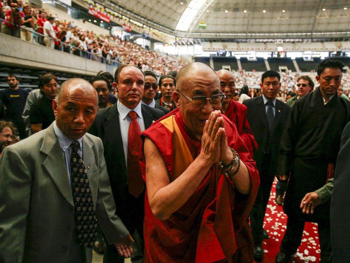 Dalai-lama vs. Trump: lluita lliure espiritual a Montjuïc