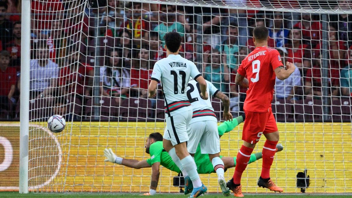 Seferovic anotó el gol suizo