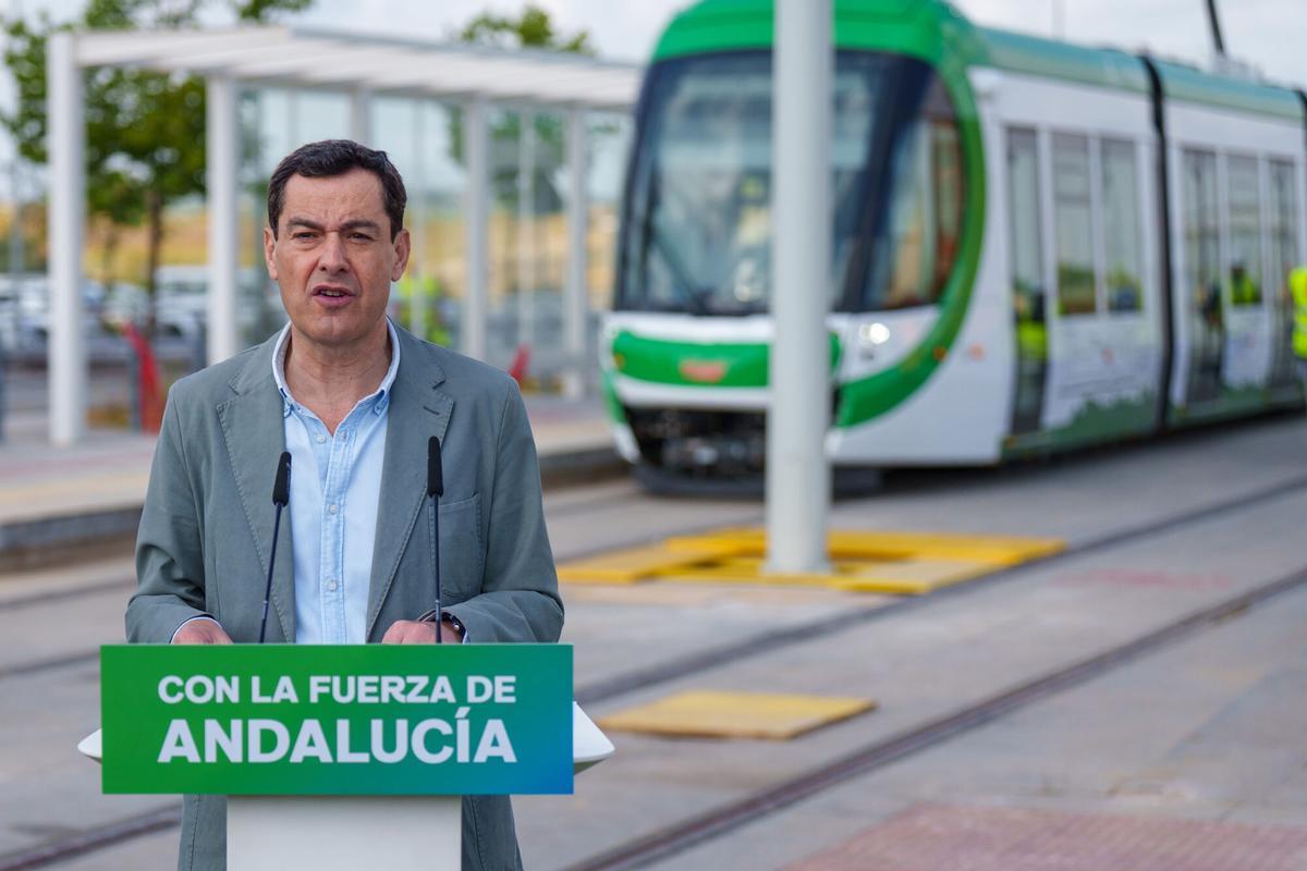 Moreno pide a Montero explicaciones por la "paralización" de las obras del puente del Centenario .