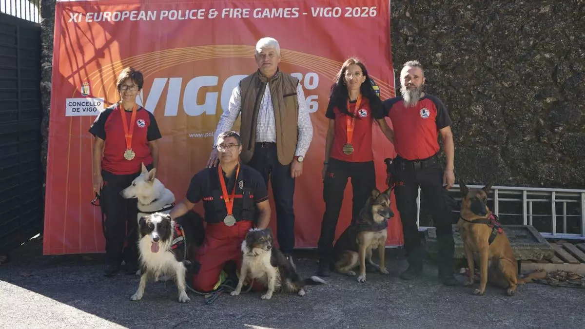 La unidad canina de rescate de Ponteareas, la mejor de Europa
