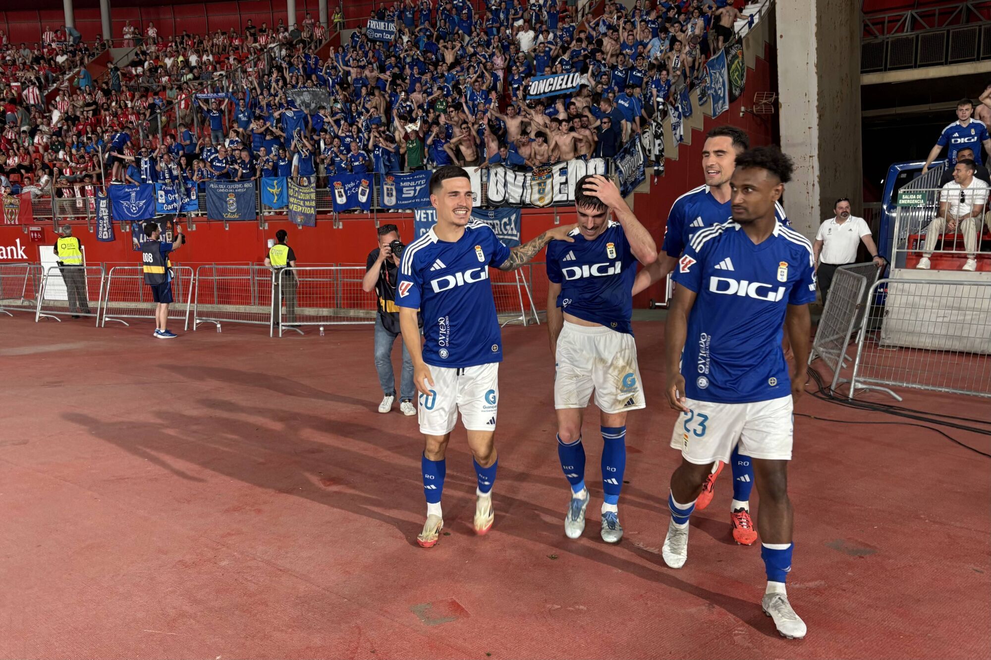 Así fue el primer partido del play-off entre el Almería y el Real Oviedo