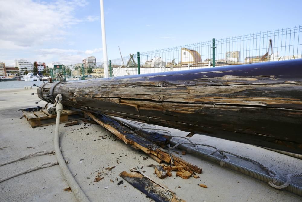 El Ayuntamiento retira el bauprés, el trinquete y el palo mayor para evitar el riesgo de caída