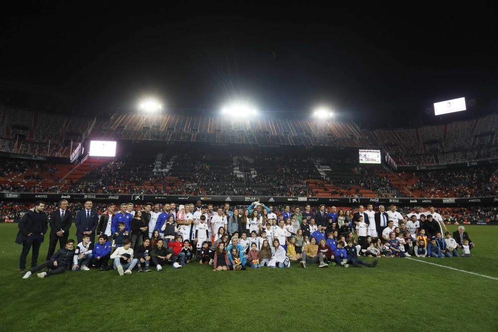 Las imágenes más emotivas del Partido de las Leyendas en Mestalla