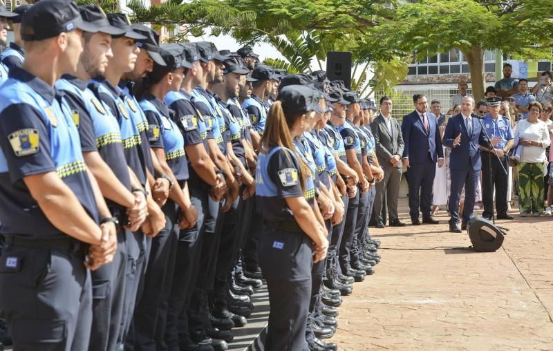 LAS PALMAS DE GRAN CANARIA. Presentación nuevos policias locales  | 30/09/2019 | Fotógrafo: José Pérez Curbelo