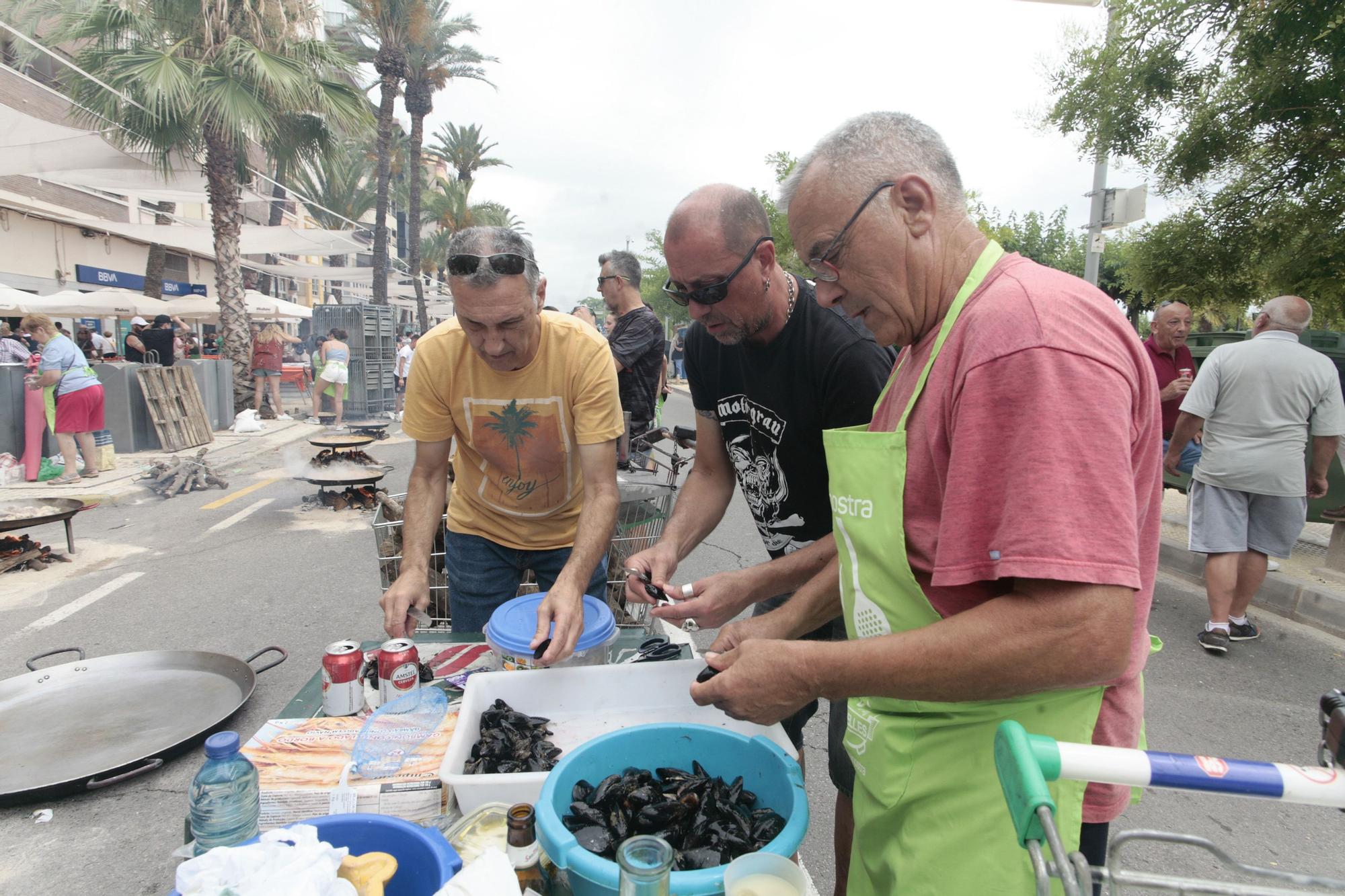 El Grau de Castelló celebra su paella popular por Sant Pere