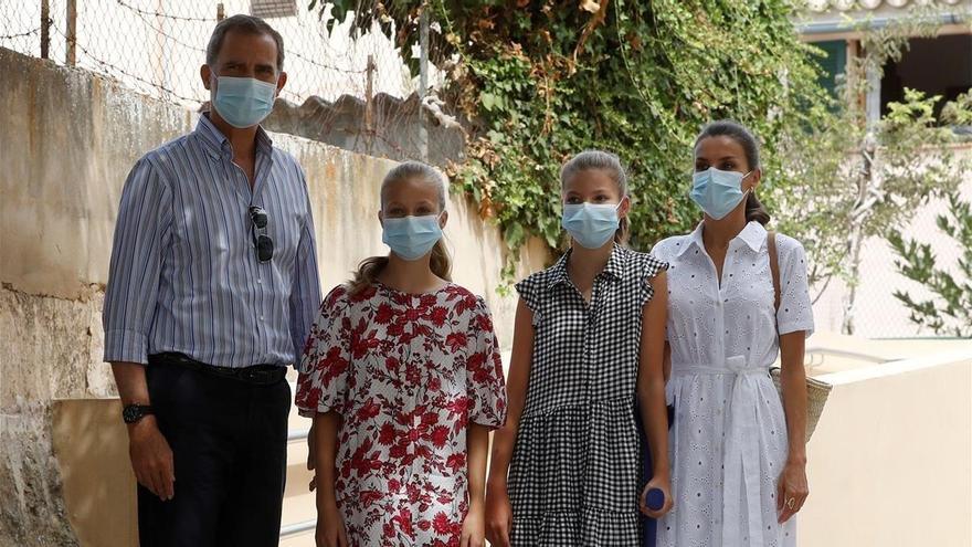 La Familia Real visita un centro socioeducativo en Palma