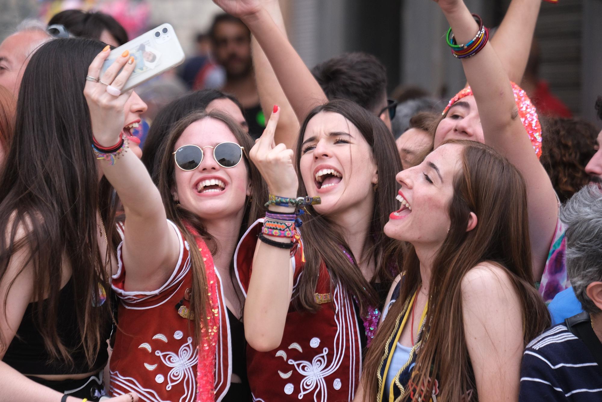 Apoteósico inicio de la fiesta en Elda