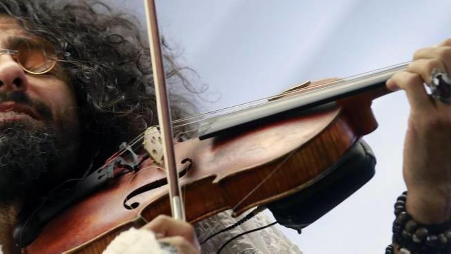 Ara Malikian lleva a Elche «La increíble historia de violín»