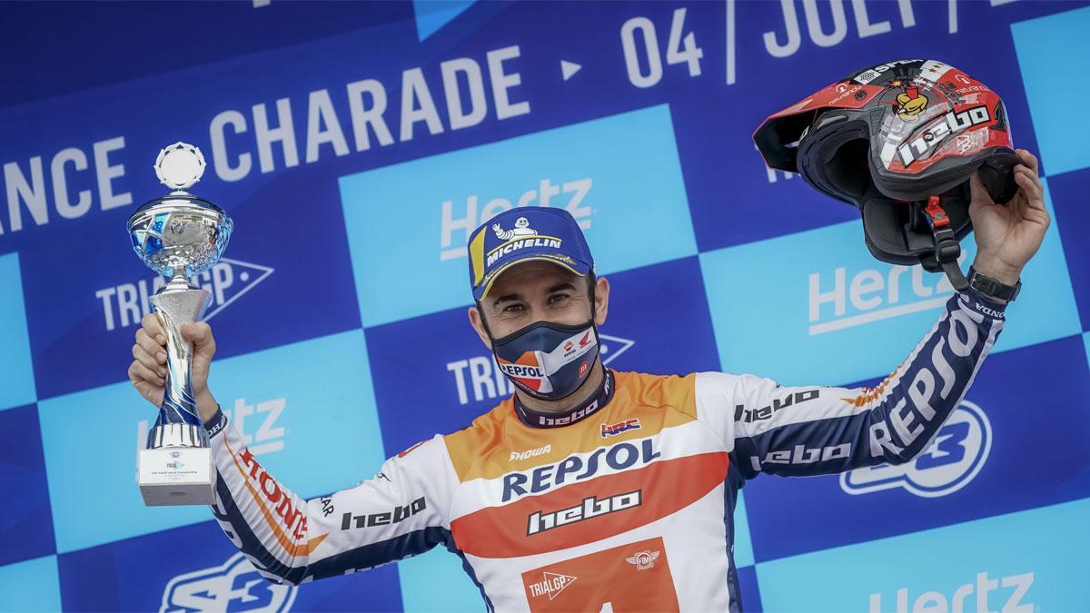 Toni Bou celebra su éxito en Francia