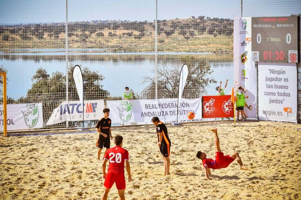 Campeonato de fútbol playa en La Colada