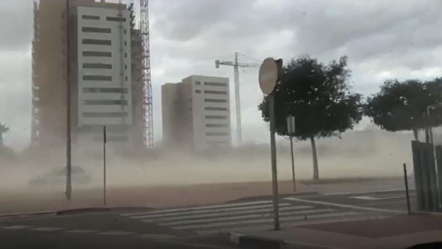 Fuertes rachas de viento en El Campello