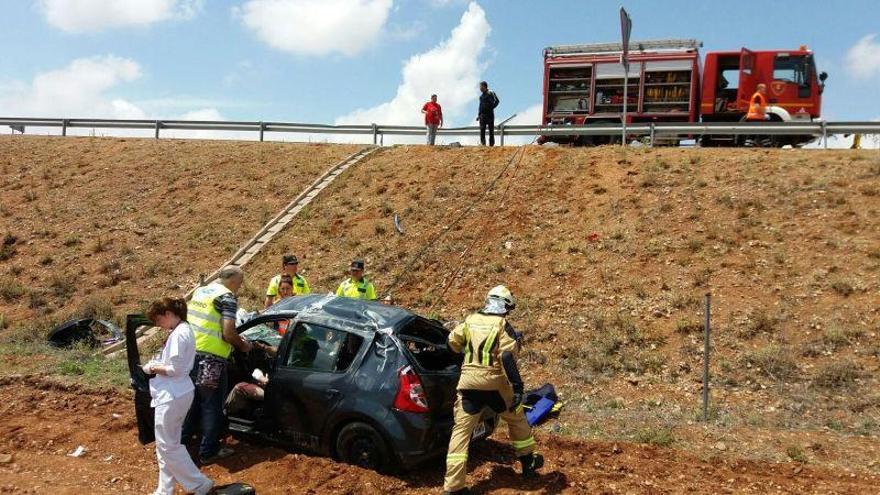 Dos heridos en un accidente en la A-23 a la altura de Longares