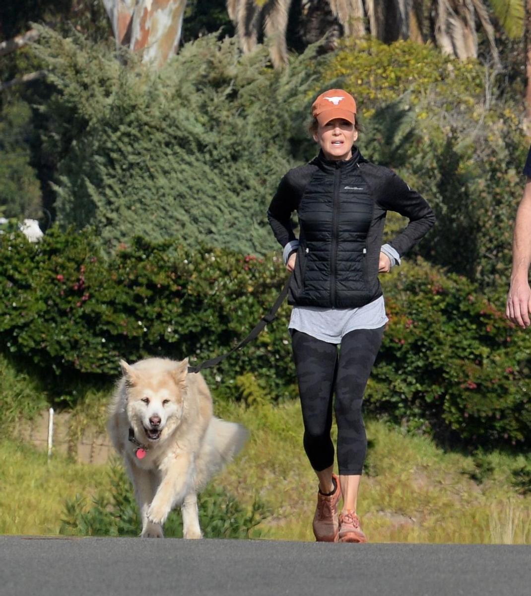 Renee Zellweger con su perro