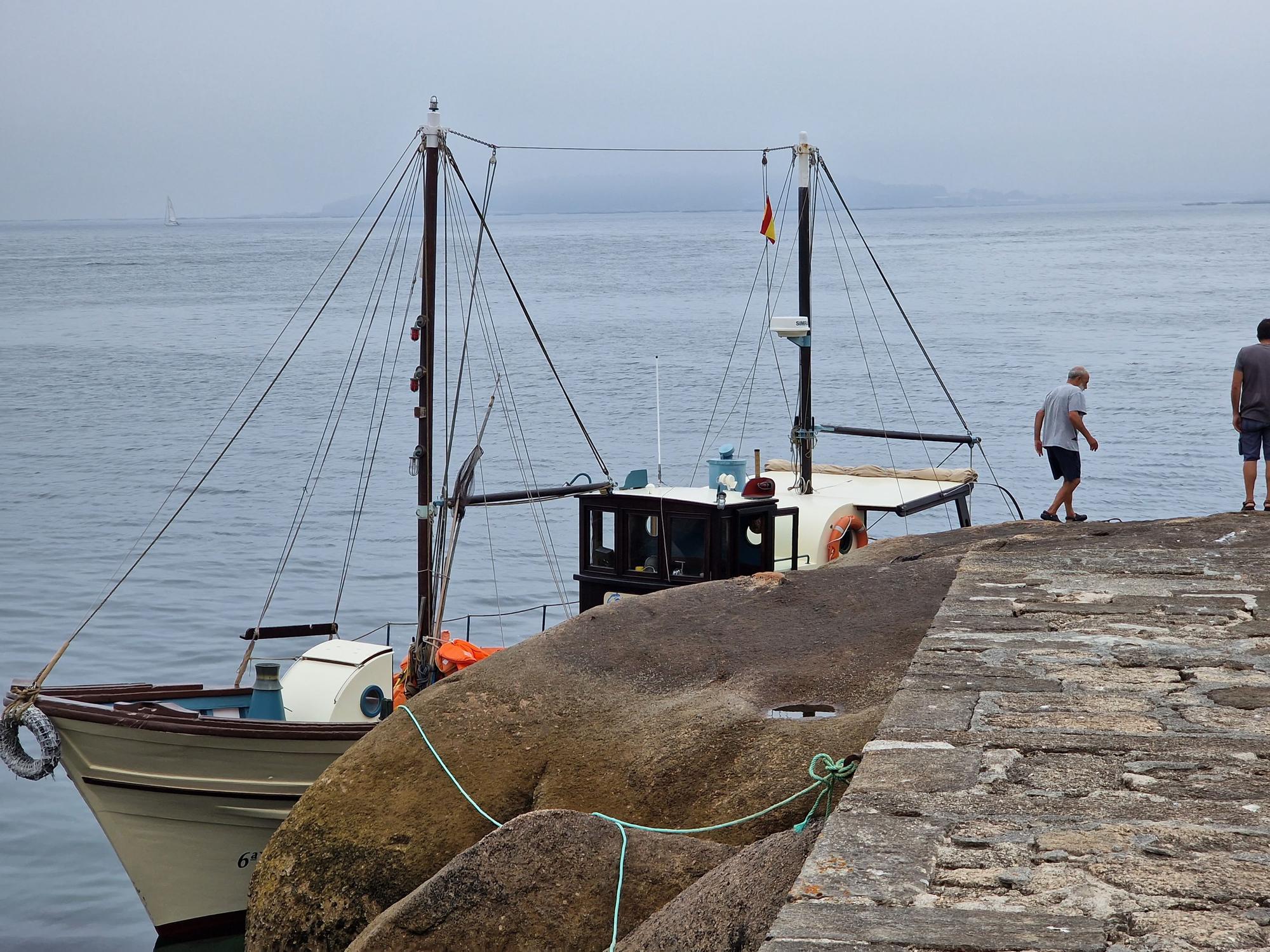 De visita en las Islas Atlánticas de Galicia a bordo del aula flotante "Chasula".