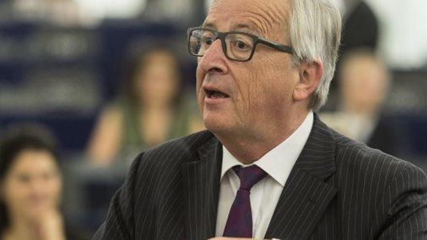 El president de la Comissió Europea, Jean-Claude Juncker, fent un discurs durant la sessió plenària