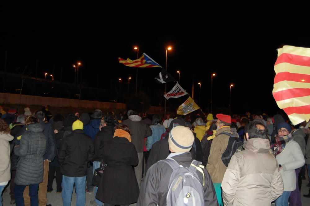 Divendres al Puig de les Basses de Figueres per desitjar «bona nit» a Dolors Bassa