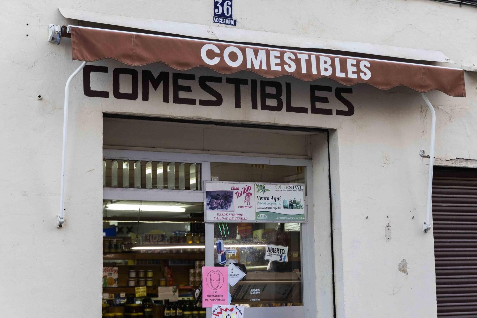 Carteles y tipografías antiguas de València (1)