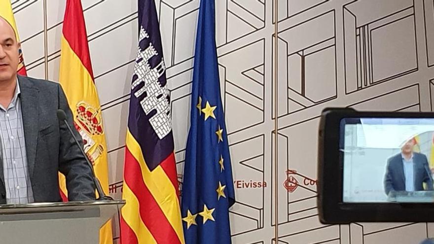El presidente del Consell de Ibiza, durante su comparecencia pública hoy.