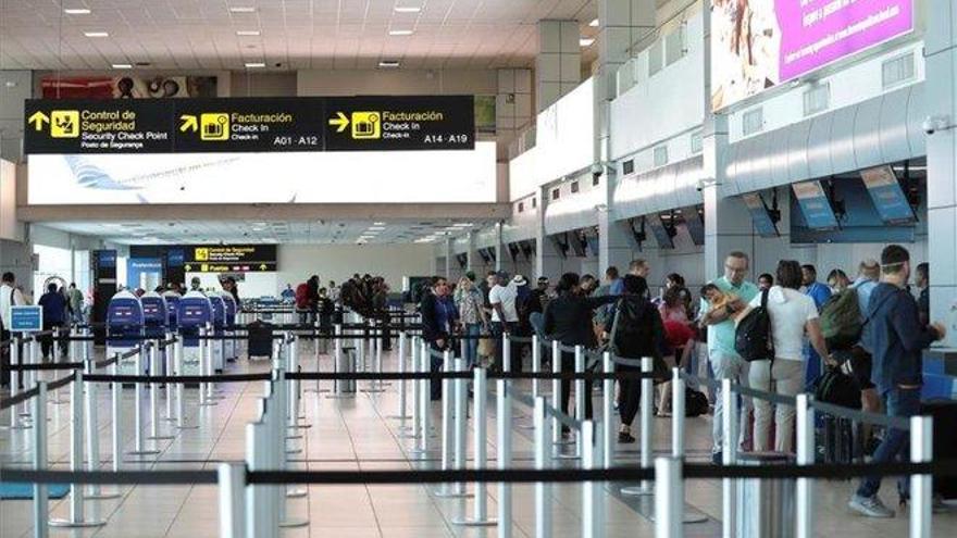 EEUU podría prohibir viajes desde algunos países latinoamericanos