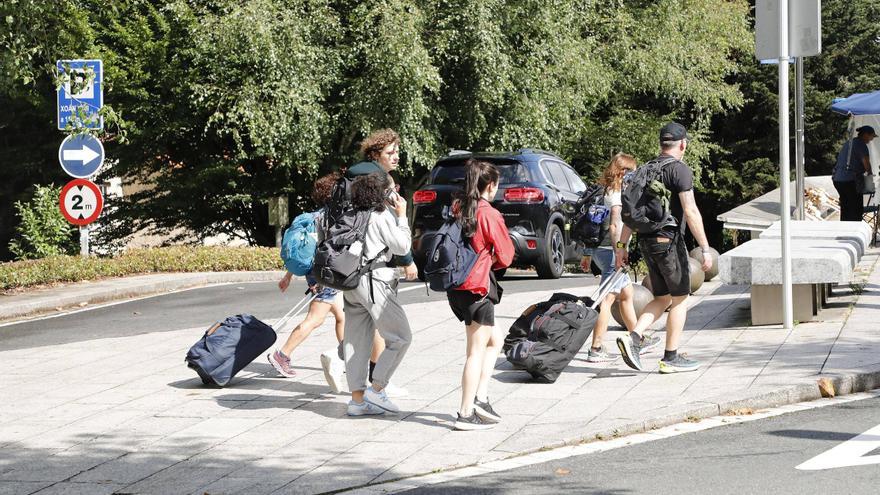 Envío generalizado de órdenes de cierre a los propietarios de pisos turísticos de Santiago