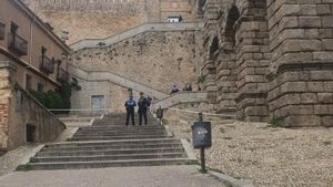 Fallece un hombre en Segovia tras precipitarse desde el mirador del Acueducto
