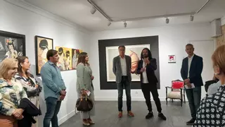 Una exposición retrospectiva recorre 33 años de Carlos Adeva en el arte