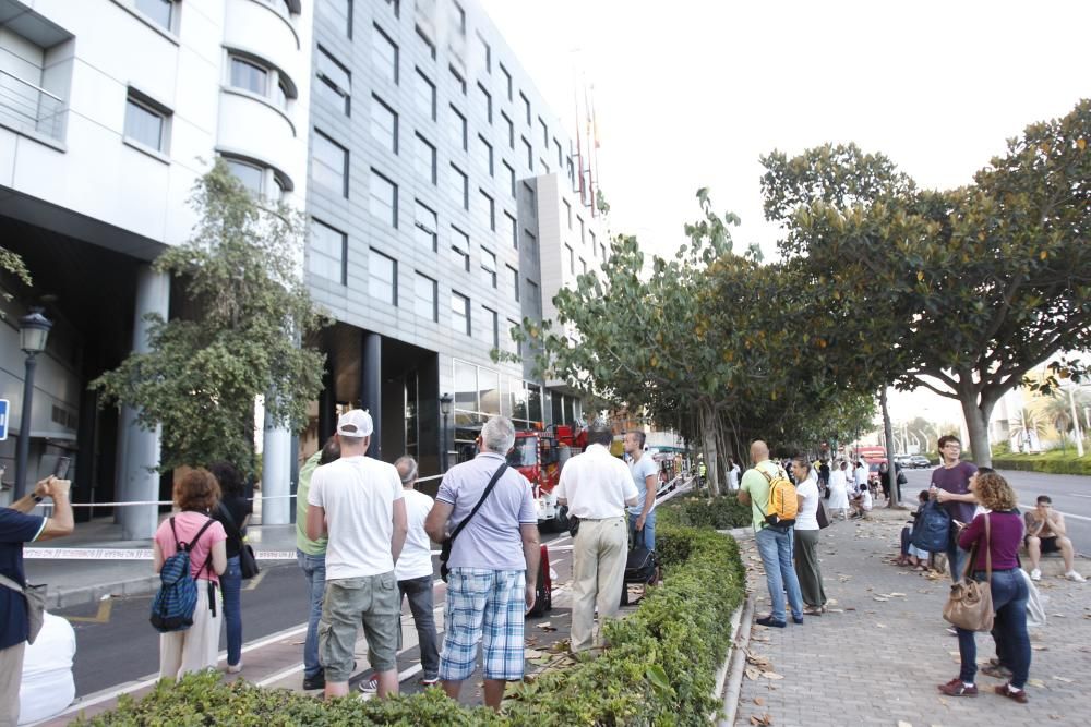 Incendio en un hotel de la Alameda en Valencia