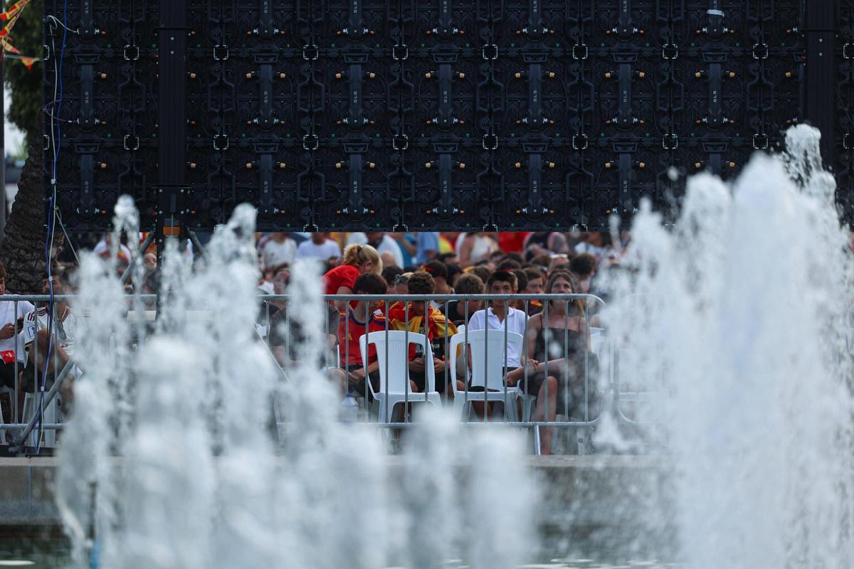 Galería: el ambiente del público durante la semifinal del Mundial entre España y Francia